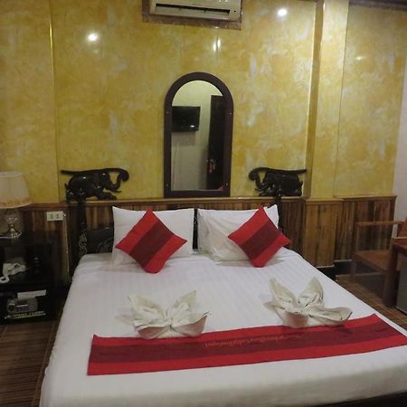 Luang Prabang River Lodge Exterior photo