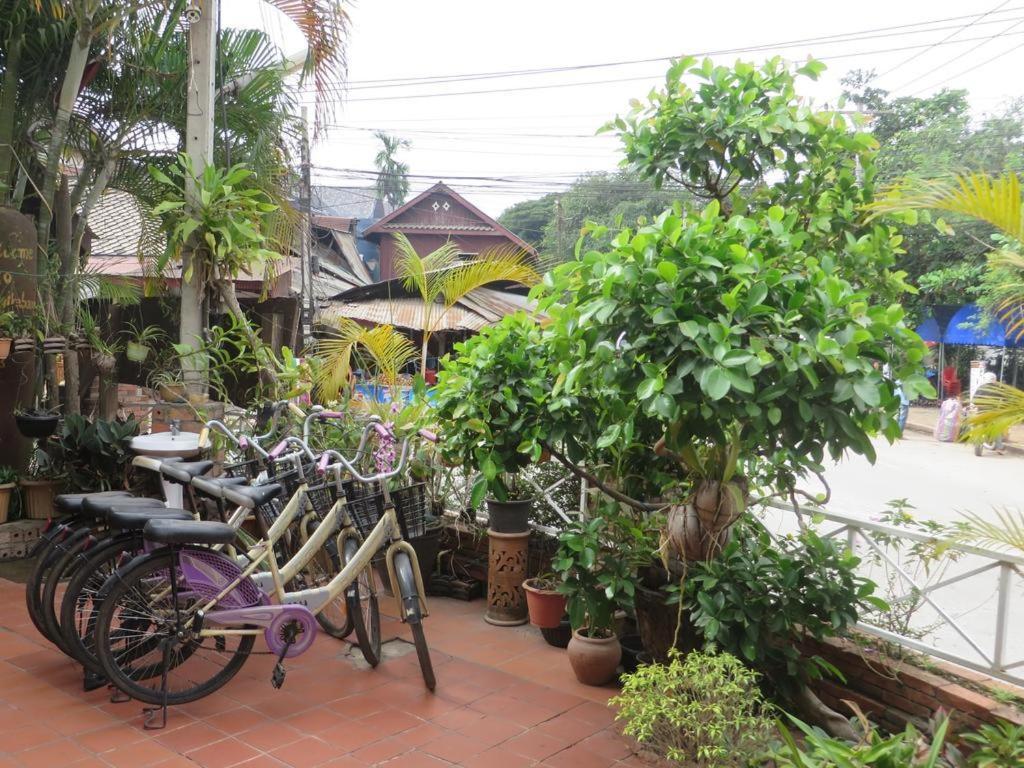 Luang Prabang River Lodge Exterior photo