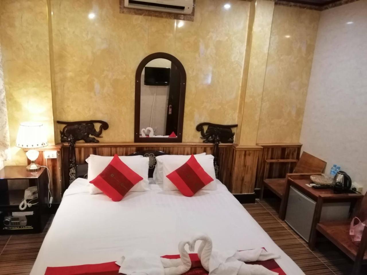 Luang Prabang River Lodge Exterior photo