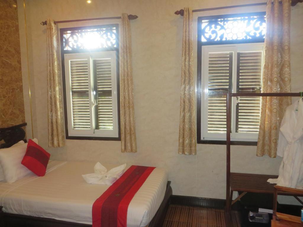 Luang Prabang River Lodge Exterior photo